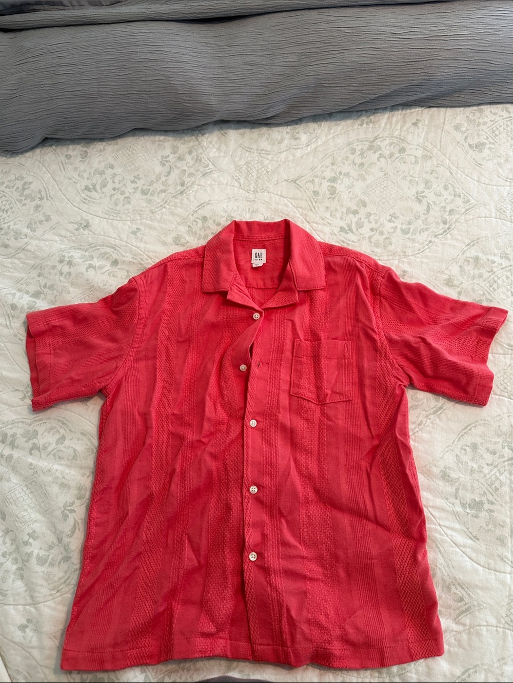 GAP Coral Short-Sleeve Button-Down Camp Shirt